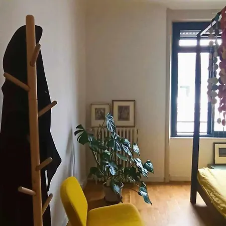 Bedroom For 2 House With Garden Downtown Homestay Lorient